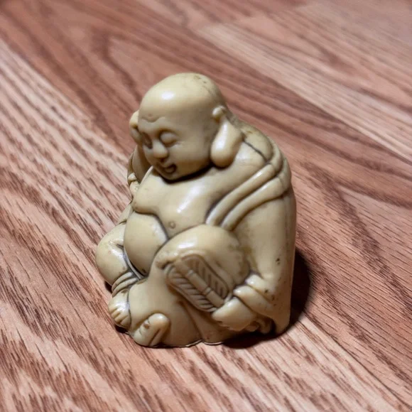Resin Buddha Resting Head Figurine. Approximately 2” Tall. Great Condition - Picture 3 of 6